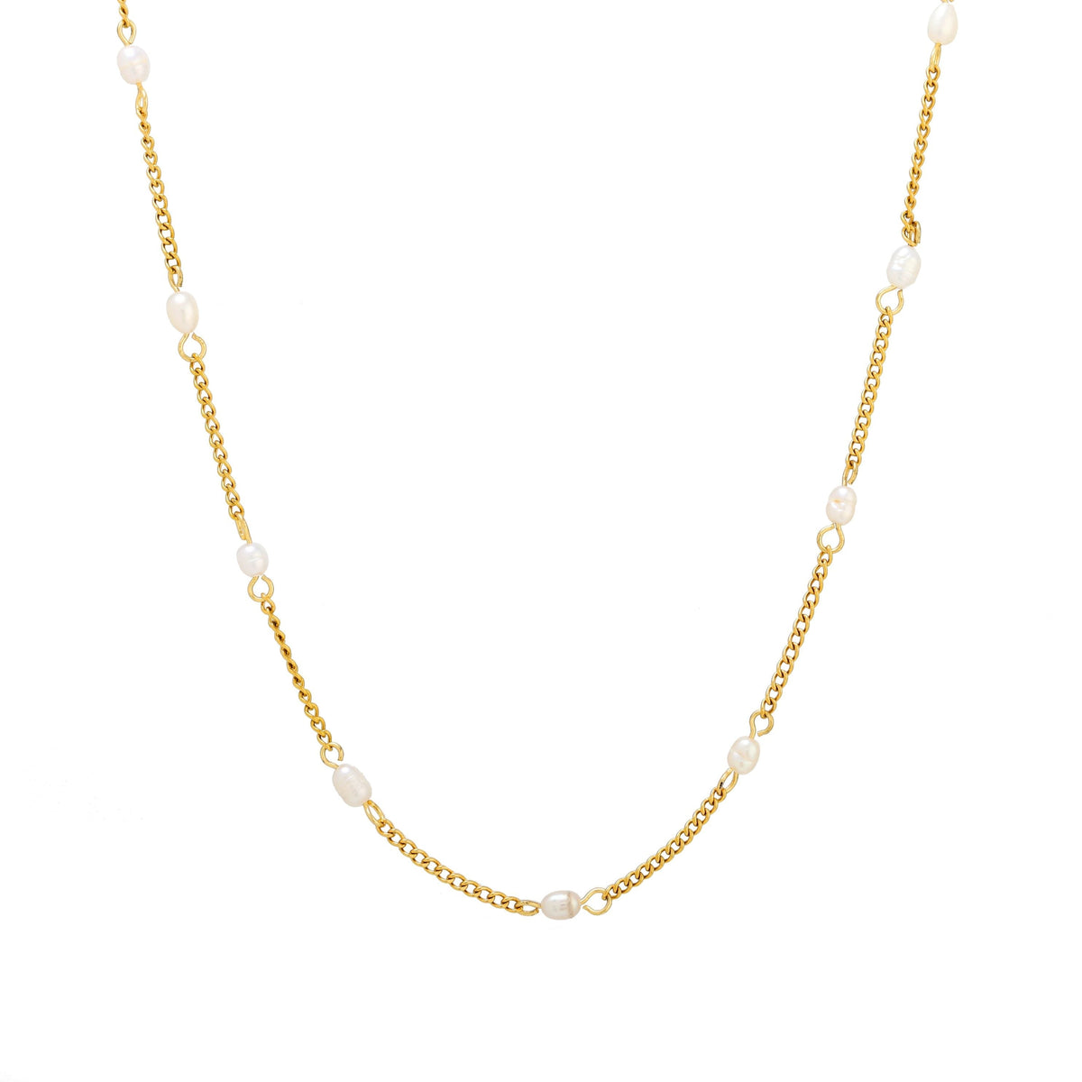Gargantilla delicada de oro con perlas